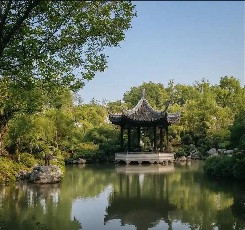 黑龙江冰旋餐饮有限公司